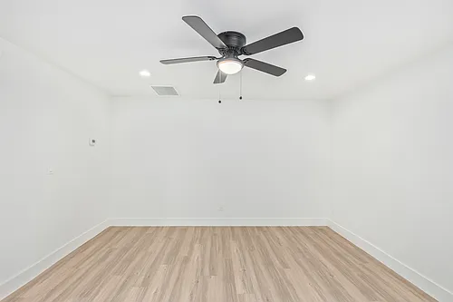 498 N Arizona Ave #7 Photo 1