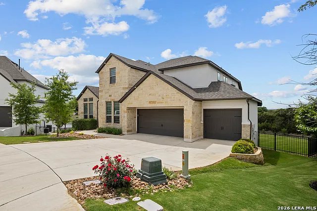 5 bed, 4.0 bath, 3774 sqft, $4,500 — Photo 4