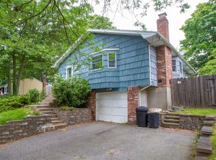29 Forest Dr, East Northport, NY 11731