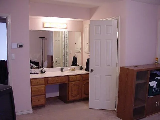 1st Master BR Vanity