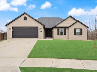 4695 Augustine Dr, Springdale, AR 72762