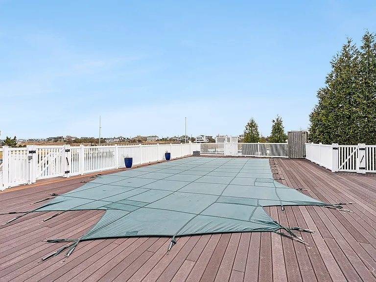 176 Beach Ln — Photo 20