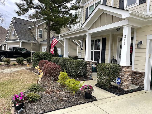 2nd image of 319 W Goldeneye Ln