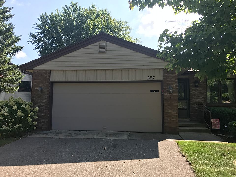 1st image of 657 Amberwood Dr SW