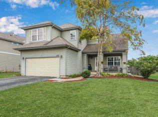 199 Wagonwood Rd, Round Lake, IL 60073