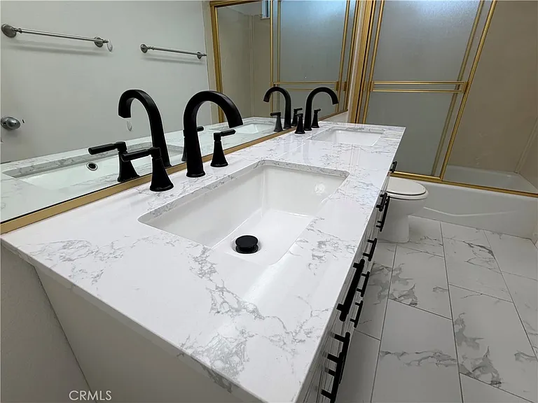 12022 Falcon Crest Way — Photo 30