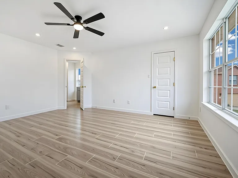 13501 Sierra Wind Ln — Photo 17