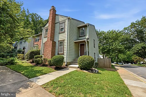 10065 Chestnut Wood Ln Photo 1