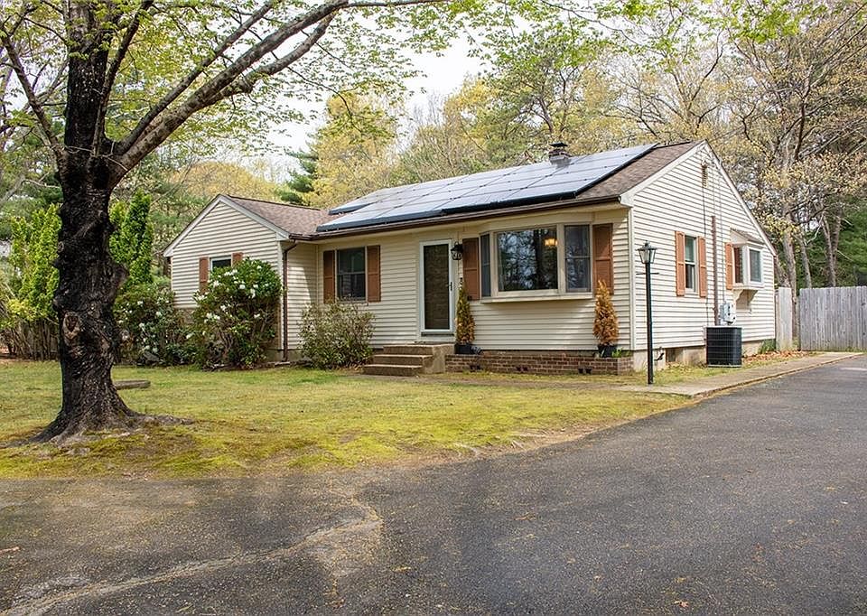 1st image of 27 Club House Rd