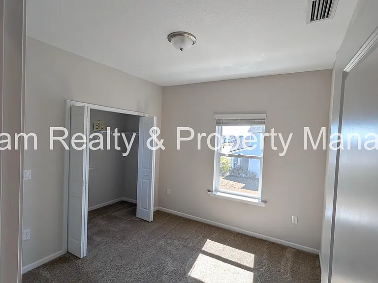 100 Golden Fern Dr — Photo 13