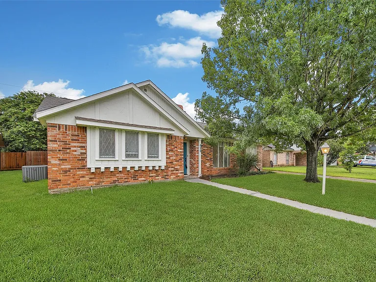 626 Park Knoll Ln — Photo 20