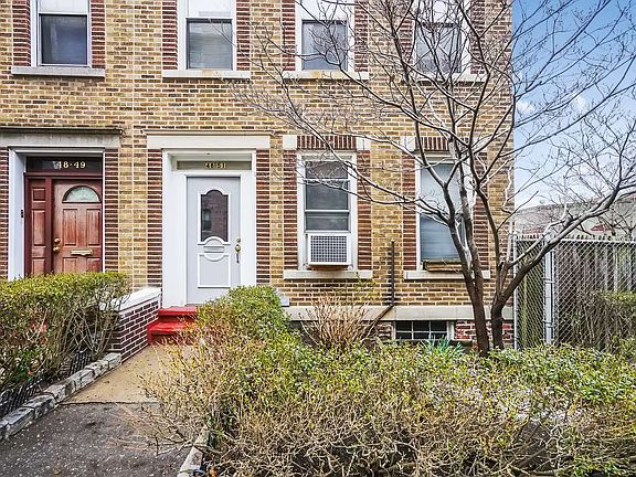 2nd image of 4851 38th St