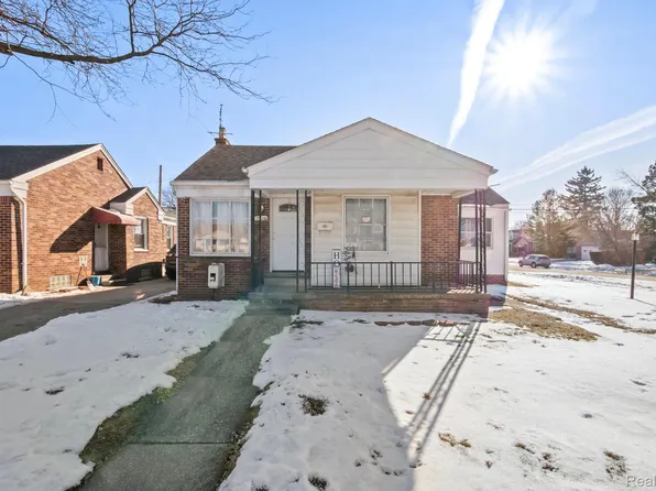 7739 Rosedale Blvd, Allen Park, MI 48101