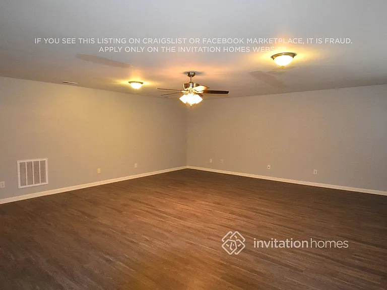 4821 Marathon Ln — Photo 9