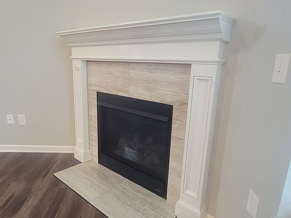 3rd image of 102 Lakes At Cheshire Dr #102