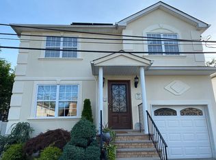 32 Ferguson Ct, Staten Island, NY 10307