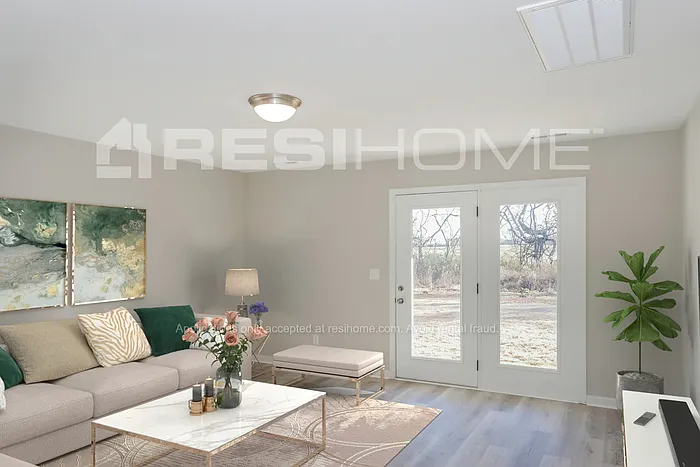 119 London Calvin Way — Photo 5