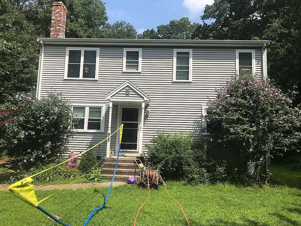 1st image of 907-909 Bedford St