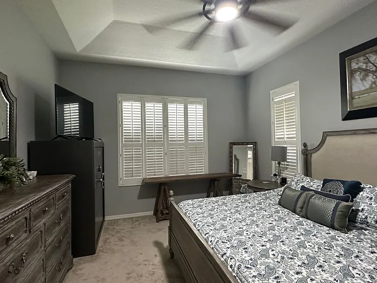 1185 Pallister Ln — Photo 9
