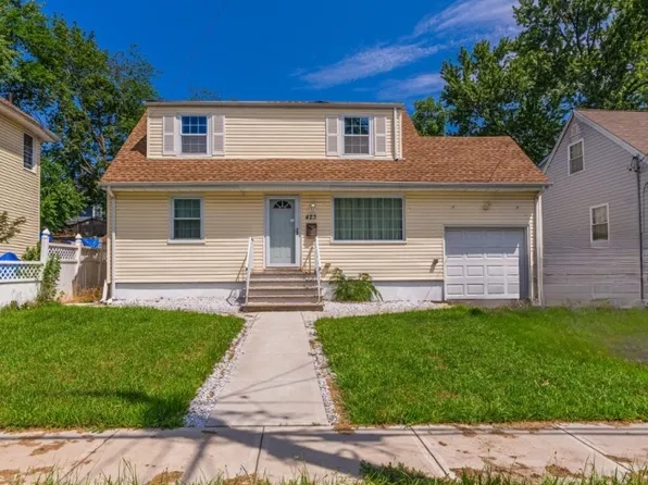 423 E 4Th Ave, Roselle Boro, NJ 07203