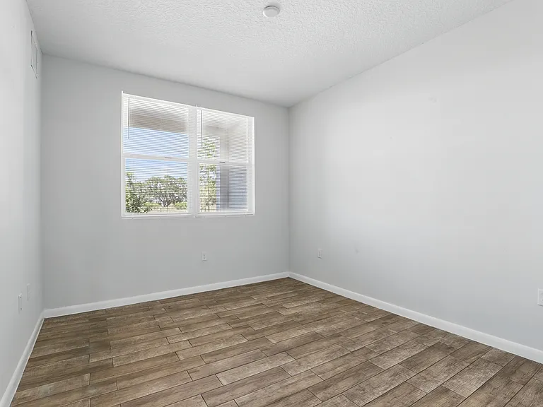 800 Isaacville Dr #210 — Photo 9