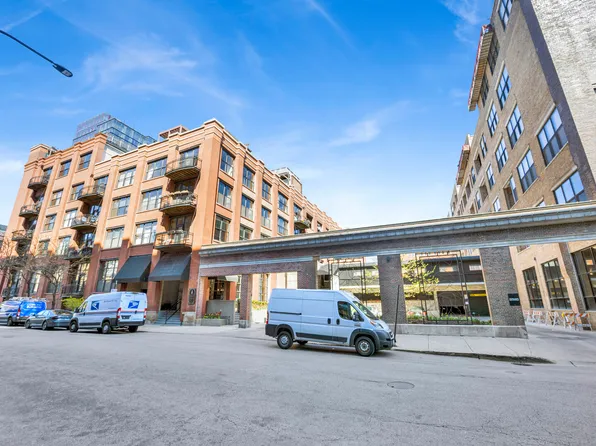 1000 W Washington Blvd Unit 305, Chicago, IL 60607