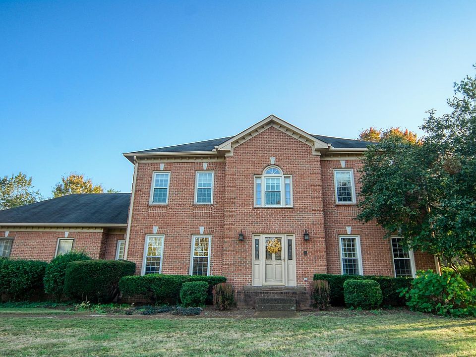 1st image of 2115 Oakbranch Cir