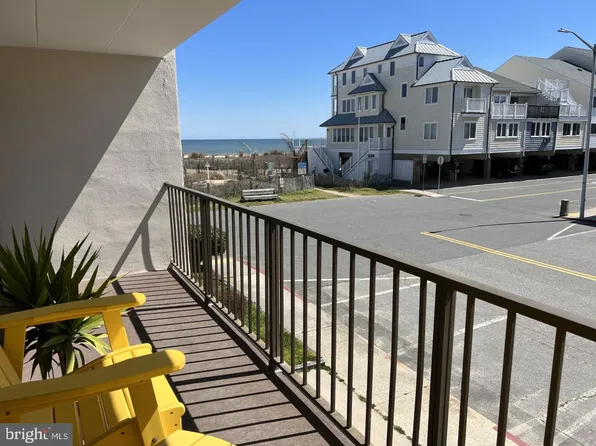 2 144th St Unit 202, Ocean City, MD 21842