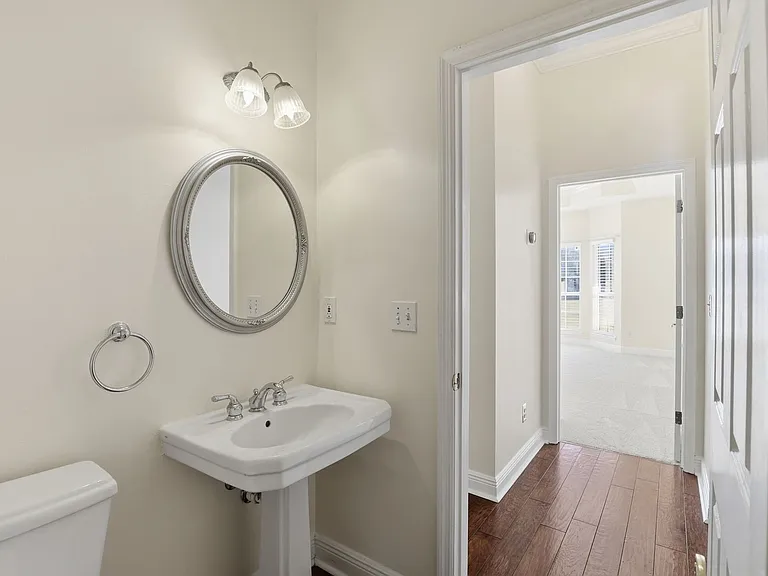 14313 NW 60th Ave — Photo 37