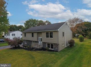 33 Pin Oak Ln, Gettysburg, PA 17325