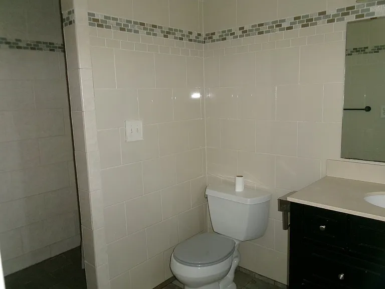427 Rick Ln — Photo 15