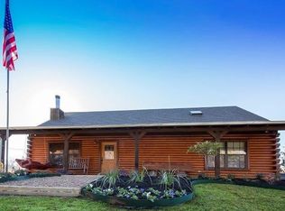 5688 Country Club Rd E, Longview, TX 75602