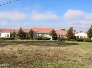 76 Peach Tree Rd, Byhalia, MS 38611