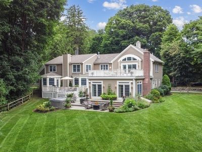 758 South St, Needham, MA, 02492