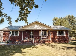 208 S Willey St, Fort Gibson, OK 74434