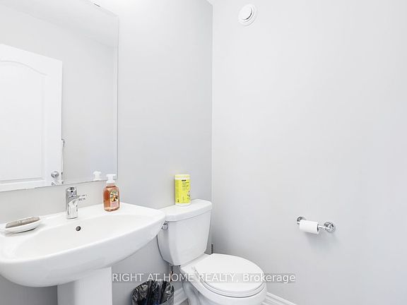 5th image of 895 Antonio Farley St