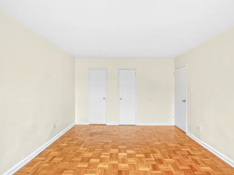 1740 Ocean Ave #6A — Photo 9
