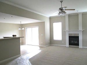4th image of 5805 Camden Cir