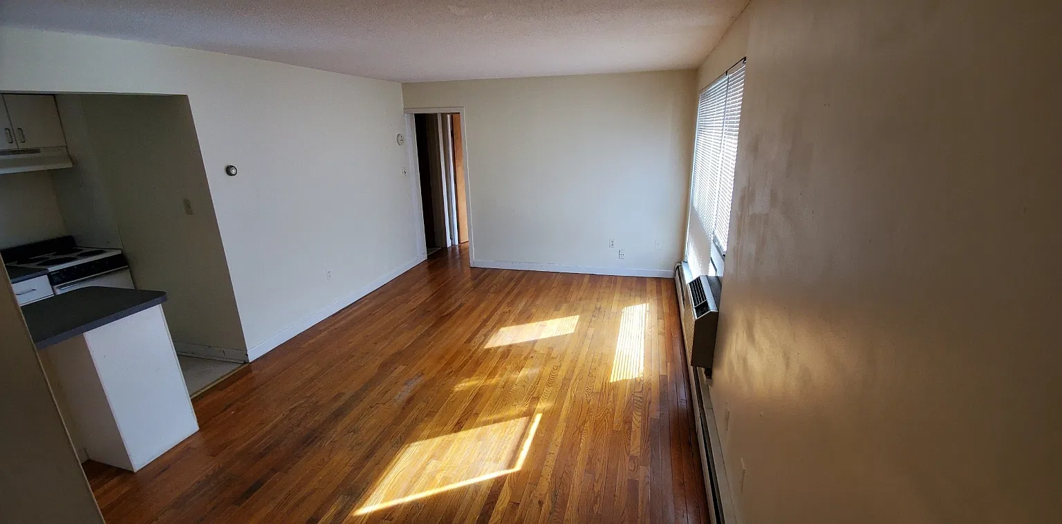 83 Trowbridge St — Photo 3