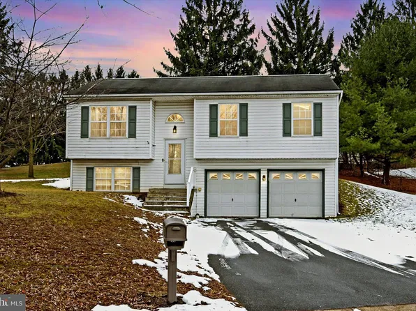 130 W Brookfield Dr #L-0166, Lebanon, PA 17046