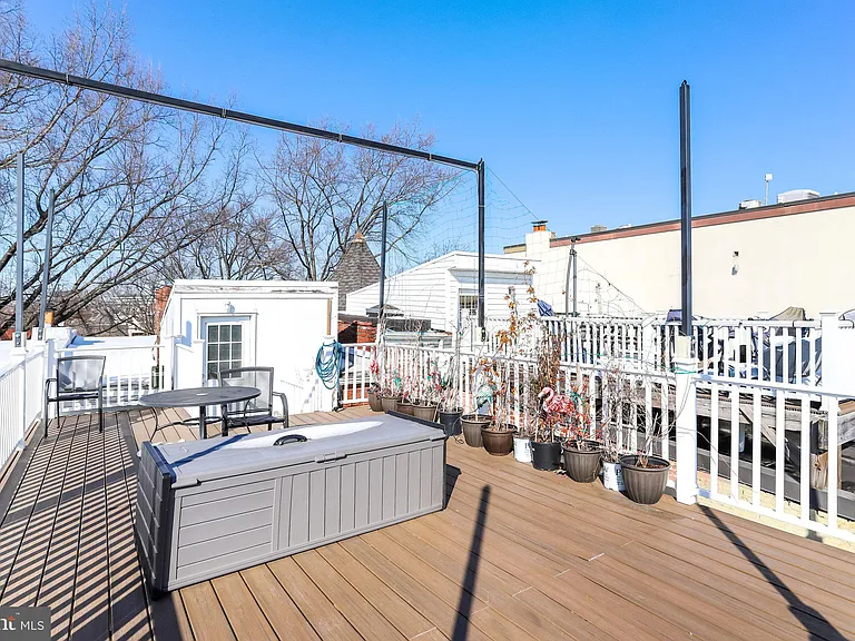 12 Rhode Island Ave NW — Photo 54