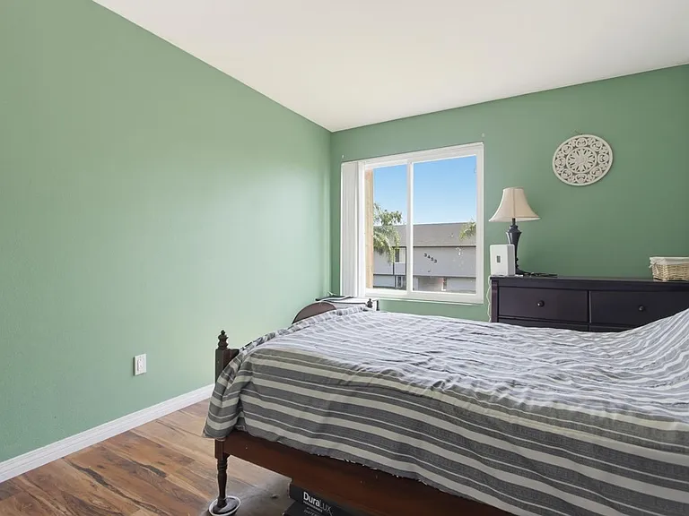 3454 Castle Glen Dr #102 — Photo 20