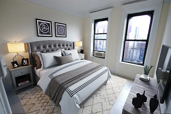 Rented by REAL New York | media 2