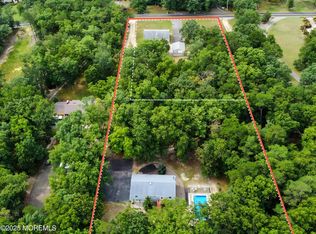 301 Clearstream Rd, Jackson, NJ 08527