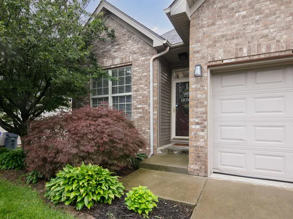 3008 Roundway Down Ln, Lexington, KY 40509