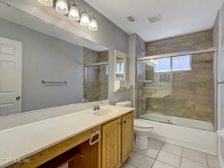12197 Ripken Cir N — Photo 39