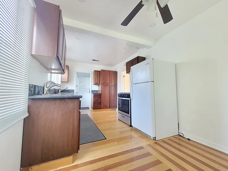 1146 S Holt Ave #1148 — Photo 10
