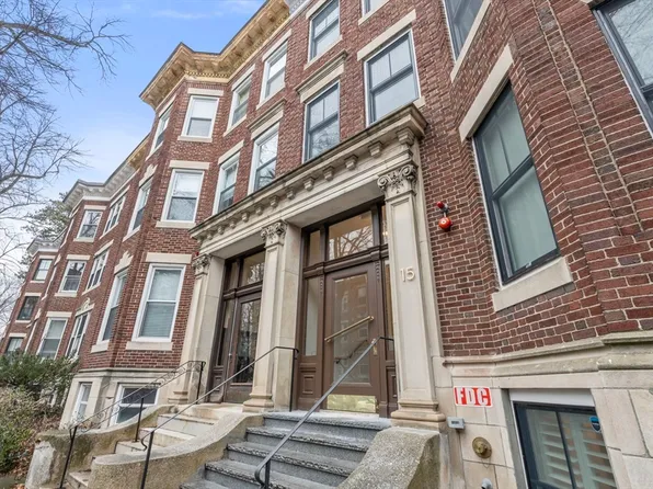15 Euston St #1A, Brookline, MA 02446