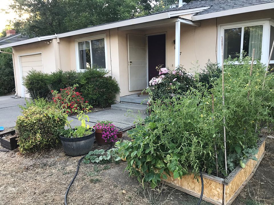 1st image of 1047 Miller Dr