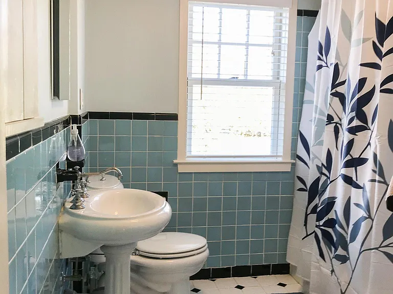 198 Wolfpit Ave — Photo 15